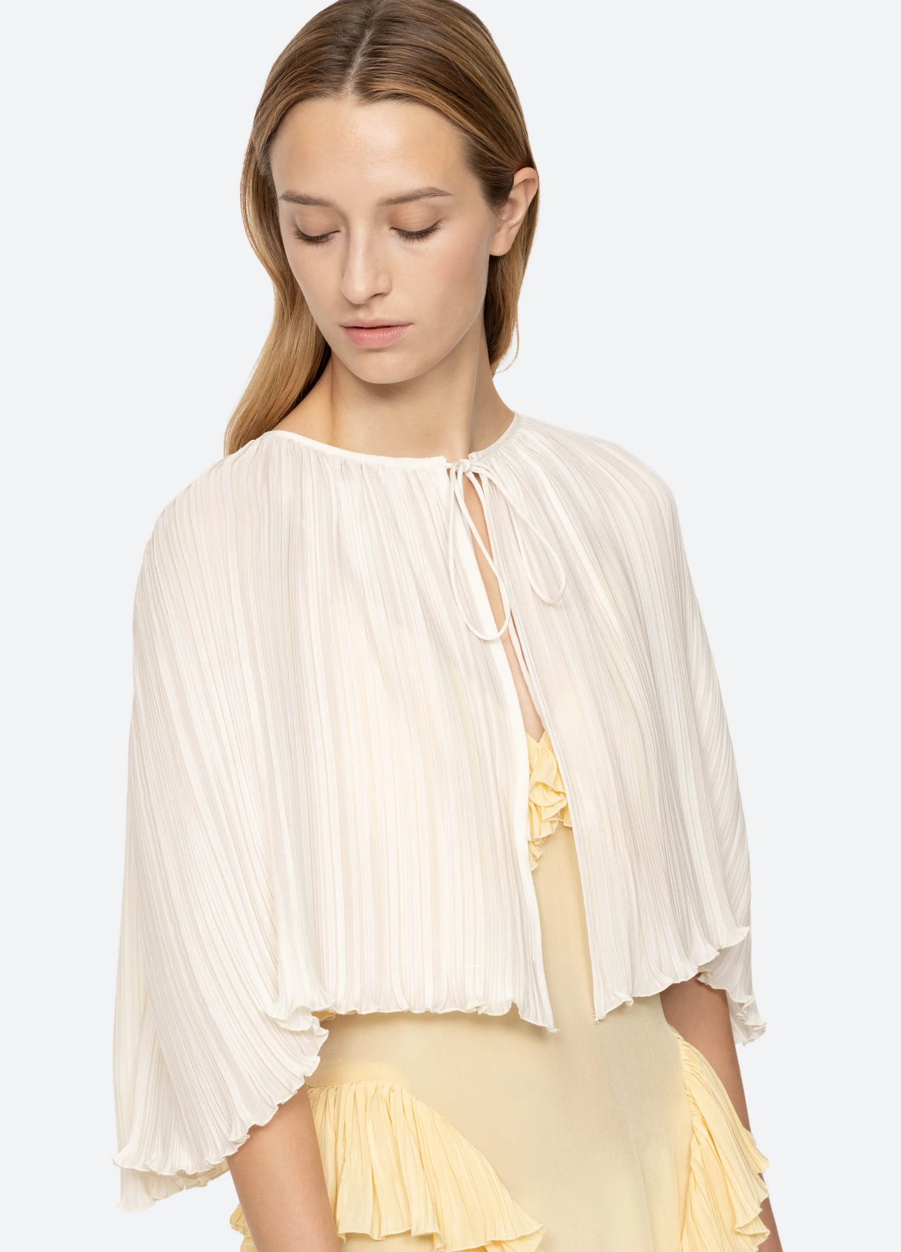 Delilah Cape - Image 13